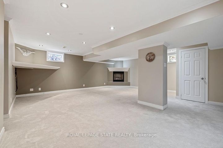 Photo 28 at 16 Linington Trail, Dundas, Hamilton