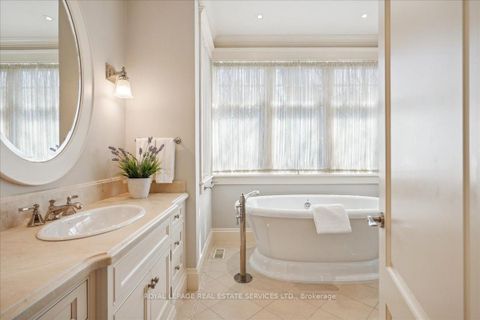 Photo 16 at 1267 Cumnock Crescent, MO Morrison, Oakville