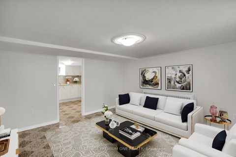 Photo 21 at 130 Jay Street, Maple Leaf, Toronto