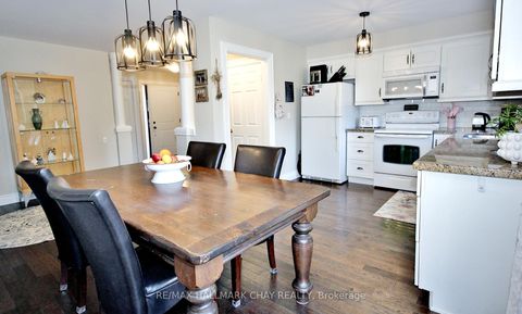 Photo 10 at 1084 Winnifred Court, Alcona, Innisfil