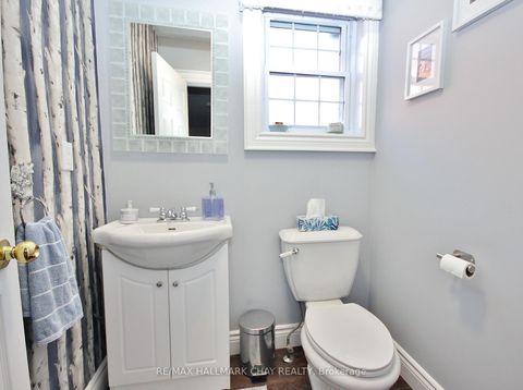 Photo 17 at 1084 Winnifred Court, Alcona, Innisfil