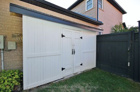 Photo 34 at 1084 Winnifred Court, Alcona, Innisfil