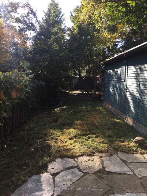 Photo 14 at 569 Soudan Avenue, Mount Pleasant East, Toronto
