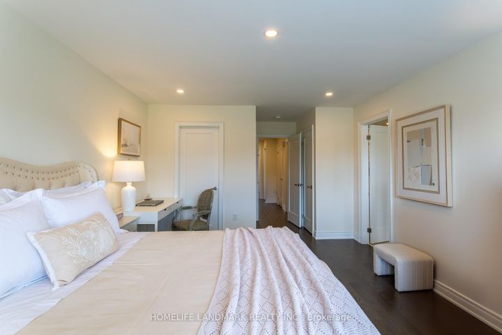 Photo 15 at 9 MACE Avenue, Rural Richmond Hill, Richmond Hill