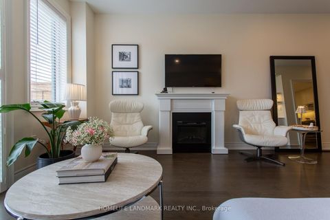 Photo 6 at 9 MACE Avenue, Rural Richmond Hill, Richmond Hill