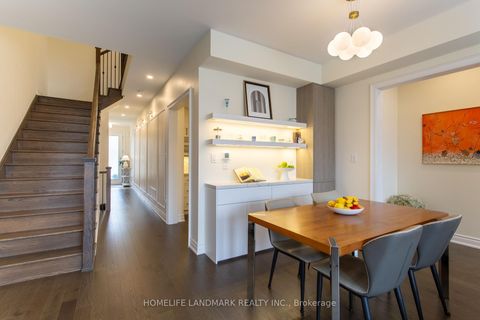 Photo 7 at 9 MACE Avenue, Rural Richmond Hill, Richmond Hill