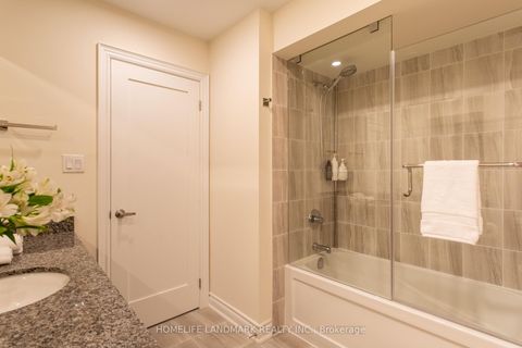 Photo 22 at 9 MACE Avenue, Rural Richmond Hill, Richmond Hill