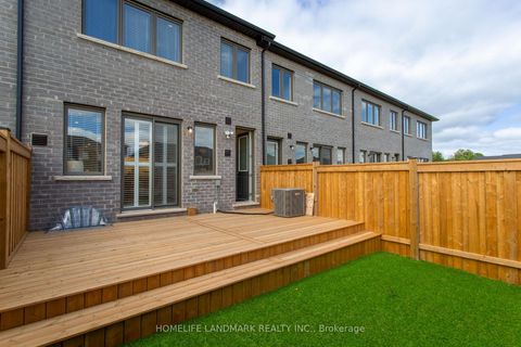 Photo 26 at 9 MACE Avenue, Rural Richmond Hill, Richmond Hill