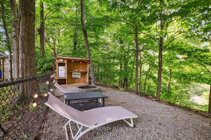 Photo 29 at 409 River Side Drive, CO Central, Oakville