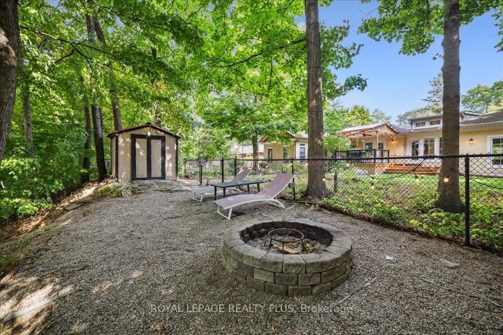 Photo 30 at 409 River Side Drive, CO Central, Oakville