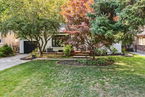 Photo 1 at 409 River Side Drive, CO Central, Oakville