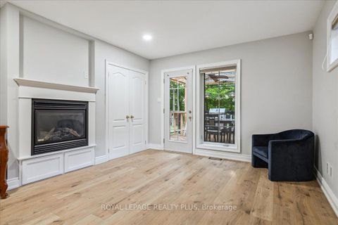 Photo 16 at 409 River Side Drive, CO Central, Oakville