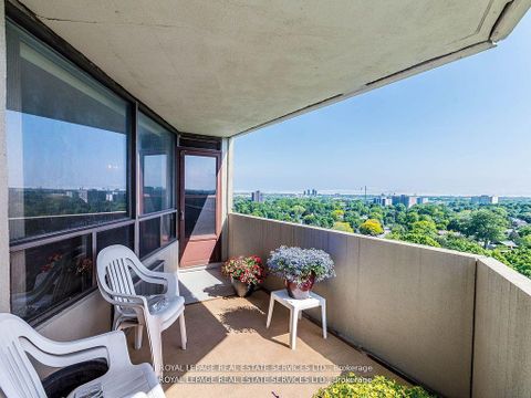 Photo 13 at PH 8 - 284 Mill Road, Markland Wood, Toronto