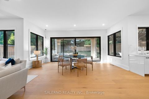 Photo 14 at 63 Bannatyne Drive, Windfields, Toronto