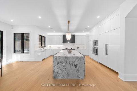 Photo 15 at 63 Bannatyne Drive, Windfields, Toronto