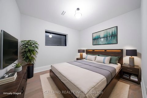 Photo 38 at 63 Bannatyne Drive, Windfields, Toronto