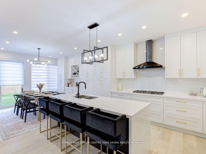 Photo 10 at 171 Klein Circle, Meadowlands, Hamilton