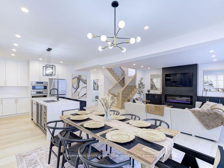 Photo 13 at 171 Klein Circle, Meadowlands, Hamilton