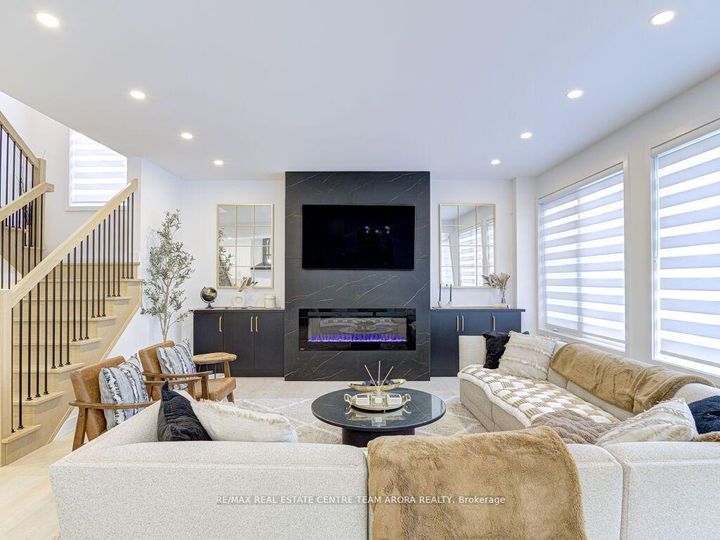 Photo 16 at 171 Klein Circle, Meadowlands, Hamilton