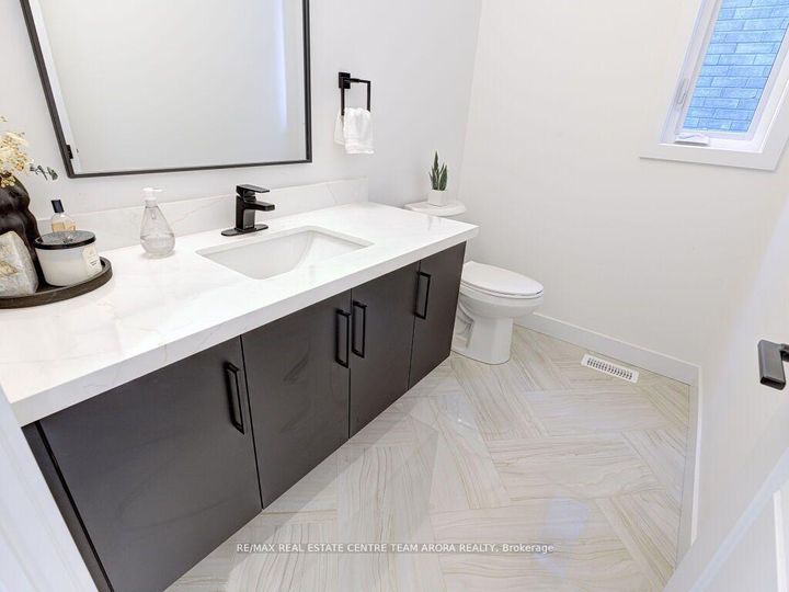 Photo 20 at 171 Klein Circle, Meadowlands, Hamilton