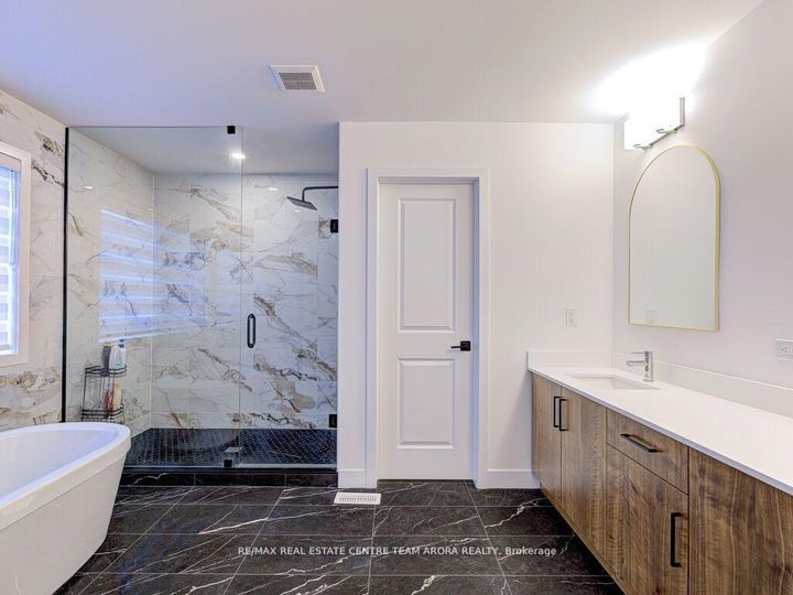 Photo 26 at 171 Klein Circle, Meadowlands, Hamilton