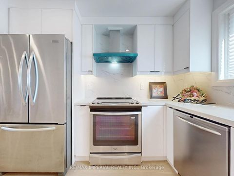 Photo 7 at 9 Lesmount Avenue, East York, Toronto