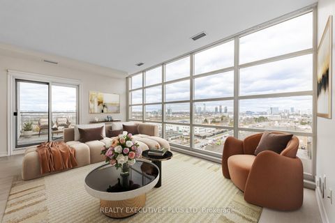 Photo 2 at 709 - 1 Leaside Park Drive, Thorncliffe Park, Toronto