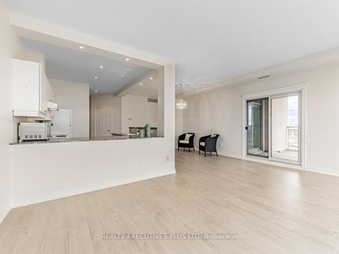Photo 15 at 709 - 1 Leaside Park Drive, Thorncliffe Park, Toronto