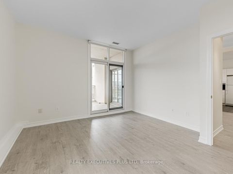Photo 21 at 709 - 1 Leaside Park Drive, Thorncliffe Park, Toronto
