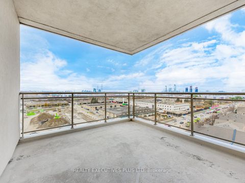 Photo 25 at 709 - 1 Leaside Park Drive, Thorncliffe Park, Toronto