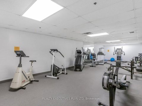 Photo 27 at 709 - 1 Leaside Park Drive, Thorncliffe Park, Toronto