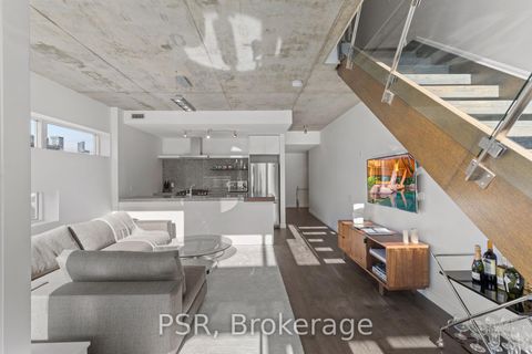 Photo 7 at 909 - 75 Portland Street, Waterfront Communities C1, Toronto