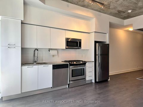 Photo 3 at 513 - 399 Adelaide Street W, Waterfront Communities C1, Toronto