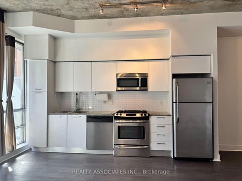 Photo 5 at 513 - 399 Adelaide Street W, Waterfront Communities C1, Toronto