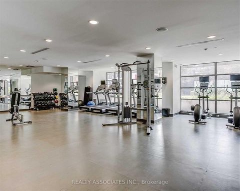 Photo 12 at 513 - 399 Adelaide Street W, Waterfront Communities C1, Toronto