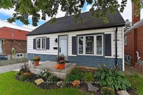 Photo 1 at 107 Commonwealth Avenue, Kennedy Park, Toronto