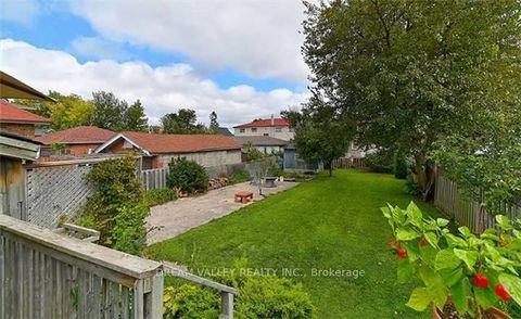Photo 14 at 107 Commonwealth Avenue, Kennedy Park, Toronto