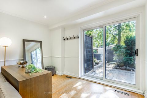 Photo 9 at 32 - 51 Broadfield Drive, Markland Wood, Toronto