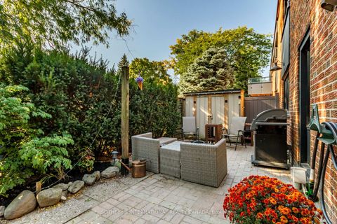 Photo 41 at 32 - 51 Broadfield Drive, Markland Wood, Toronto