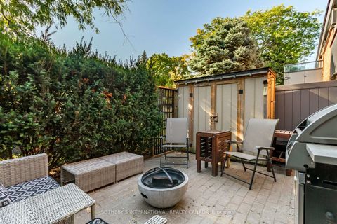 Photo 42 at 32 - 51 Broadfield Drive, Markland Wood, Toronto