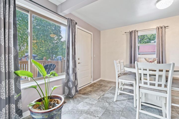 Photo 4 at 67 Roseford Terrace, AC Acton, Halton Hills