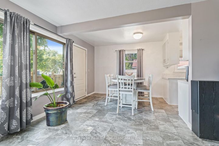 Photo 6 at 67 Roseford Terrace, AC Acton, Halton Hills