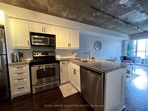 Photo 1 at 610 - 1005 King Street W, Niagara, Toronto
