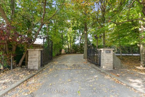 Photo 1 at 261 Sylvadene Parkway, East Woodbridge, Vaughan