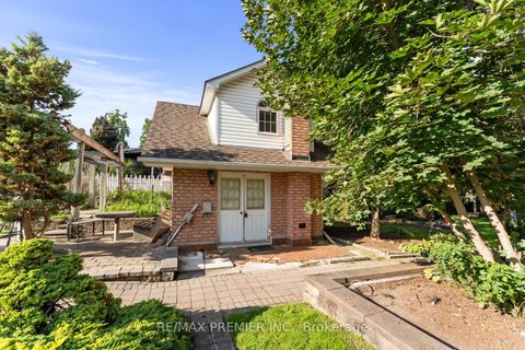 Photo 39 at 261 Sylvadene Parkway, East Woodbridge, Vaughan