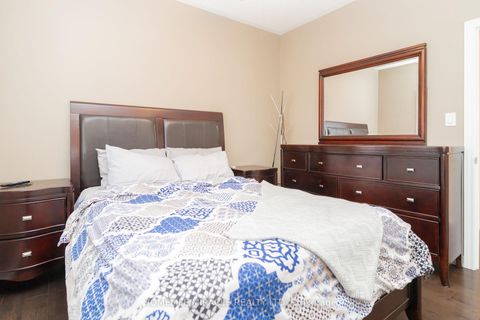 Photo 31 at 516 Vellore Woods Boulevard, Vellore Village, Vaughan