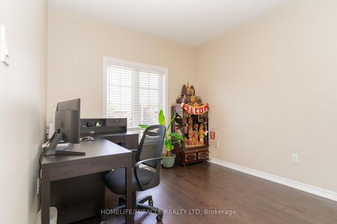 Photo 32 at 516 Vellore Woods Boulevard, Vellore Village, Vaughan
