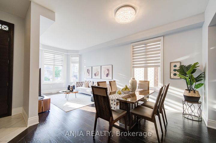 Photo 3 at 5 Warton Court, Greensborough, Markham