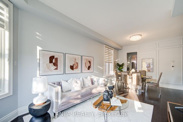 Photo 8 at 5 Warton Court, Greensborough, Markham