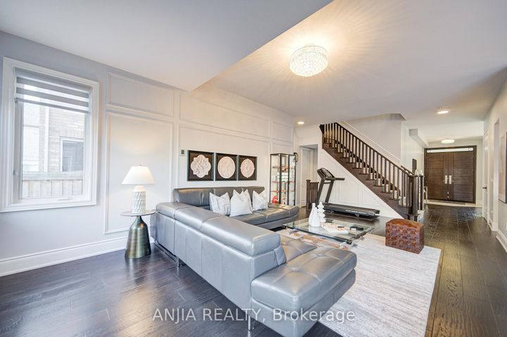 Photo 13 at 5 Warton Court, Greensborough, Markham